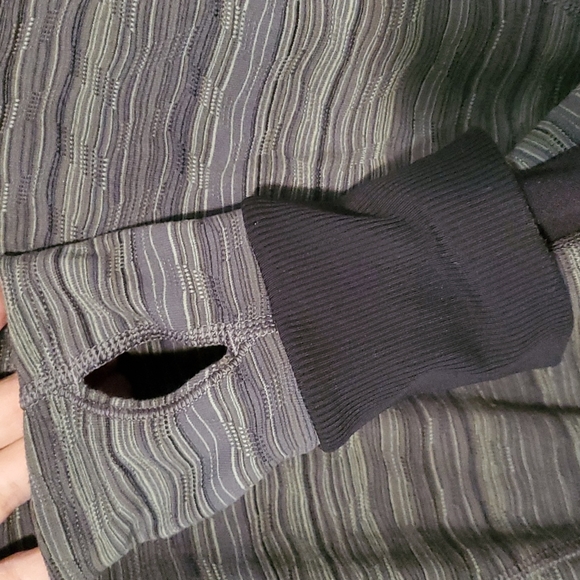 lululemon athletica Daily Practice Jacket - Picture 6 of 12